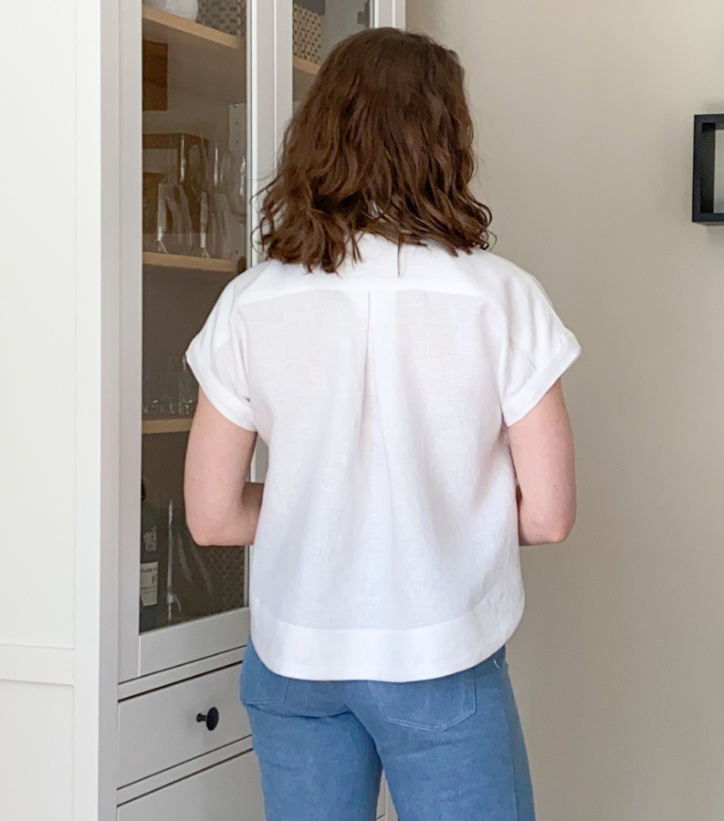 White linen Kalle shirt, back view close up